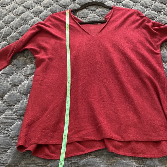 Vince Double V Wool and Cashmere Sweater - Picture 6 of 6